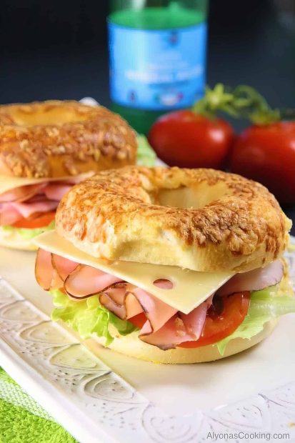bagel sandwich
