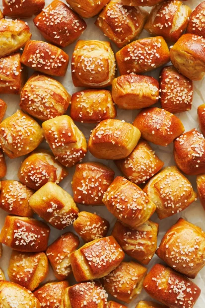 soft pretzel bites